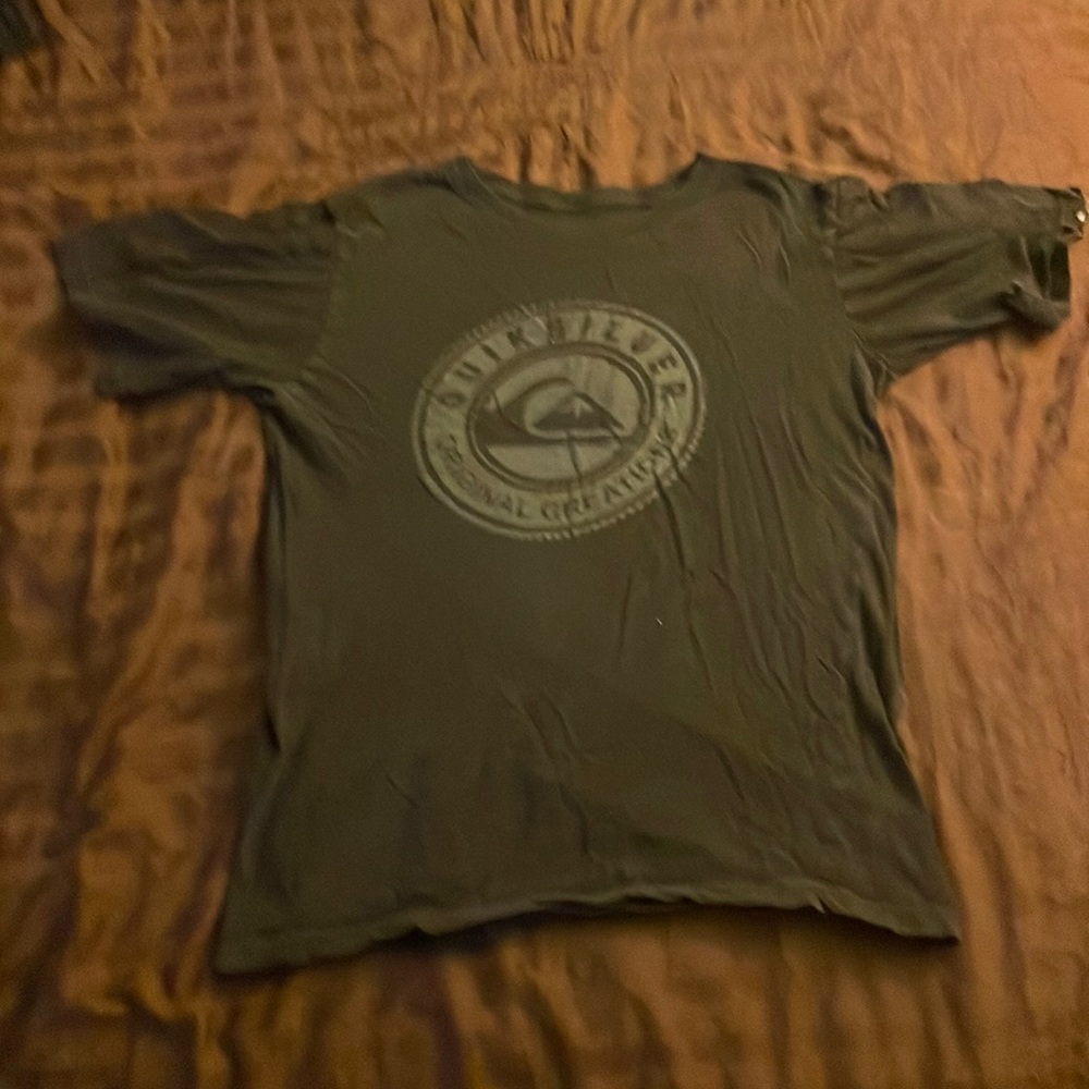 Quicksilver shirt